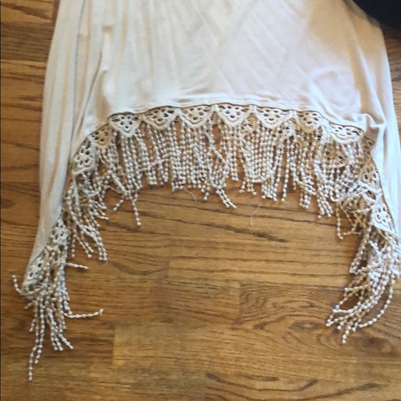 Cute boho style top - Picture 2 of 3